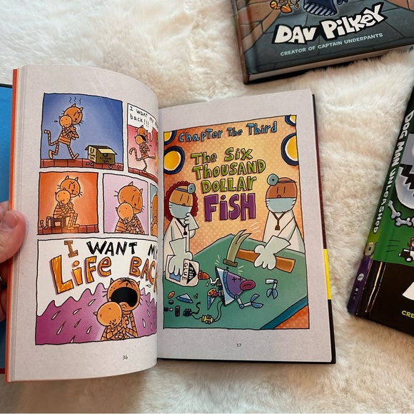 Dog Man/Cat Kid | EUC - 6 Hard Cover Book Bundle - Picture 8 of 10